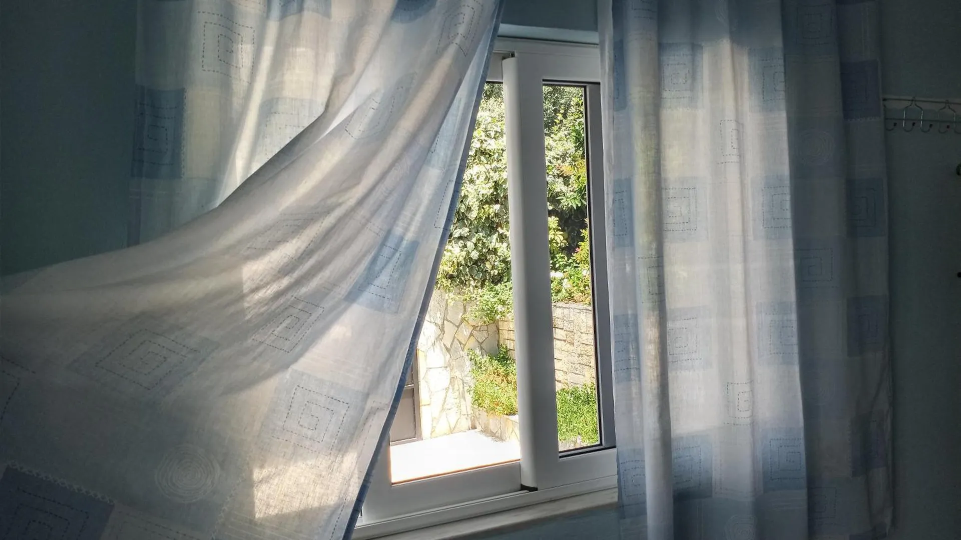 Ida Apartments Sarande Hotel