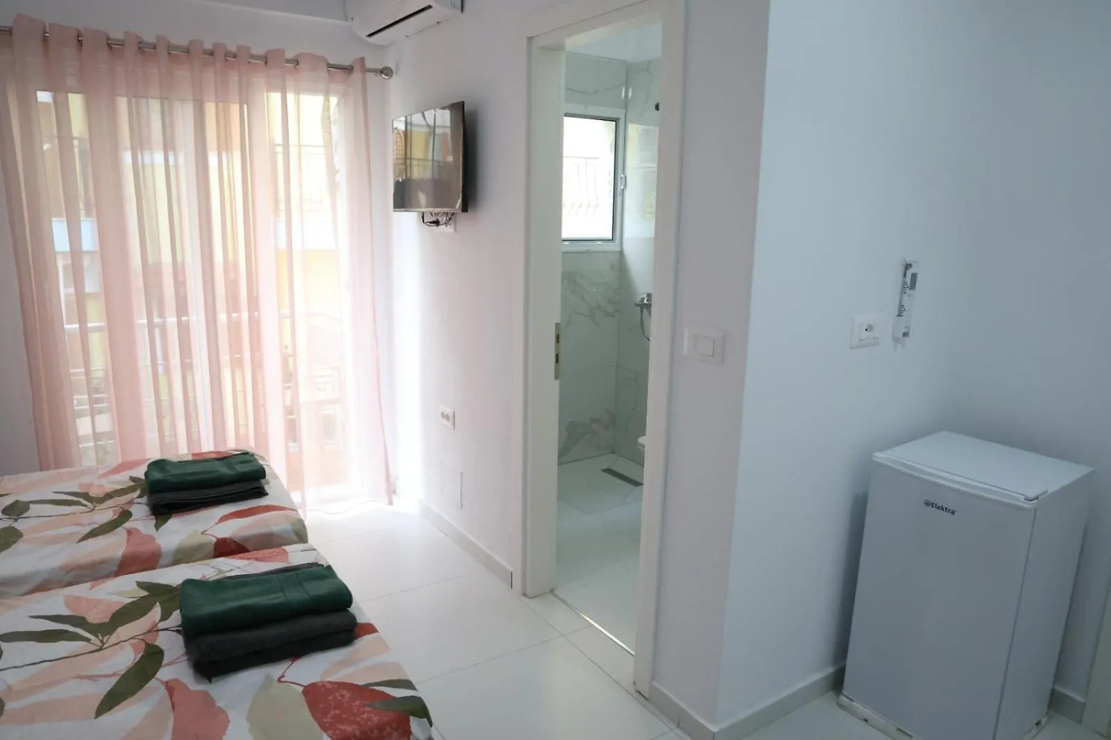 Ida Apartments Sarande Hotel