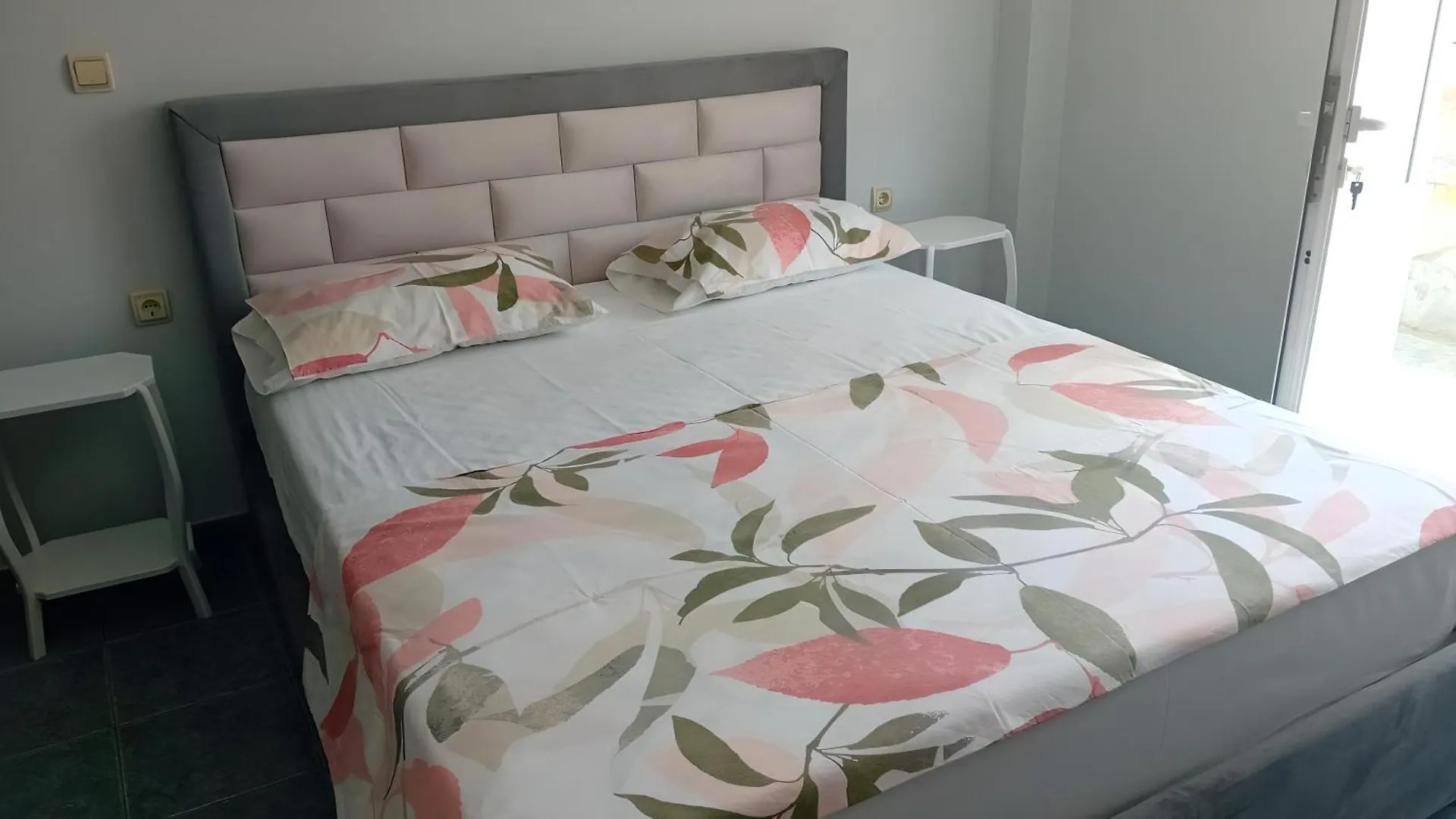 Ida Apartments Sarande Hotel