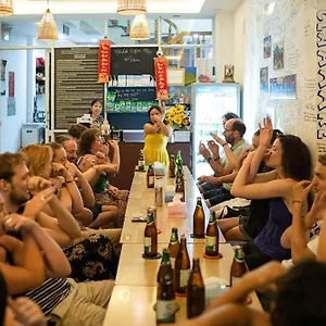 https://hoi-an-lovely-hostel.hotelsofhoian.com