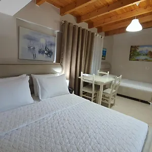 Hotel Alvin &, Sarandë